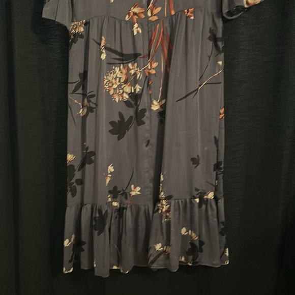 Ilenia m. Large dress with slit - Picture 7 of 9